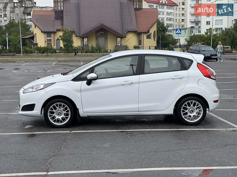 Хэтчбек Ford Fiesta 2016 в Ивано-Франковске фото 7 Хэтчбек Ford Fiesta 2016 в Ивано-Франковске