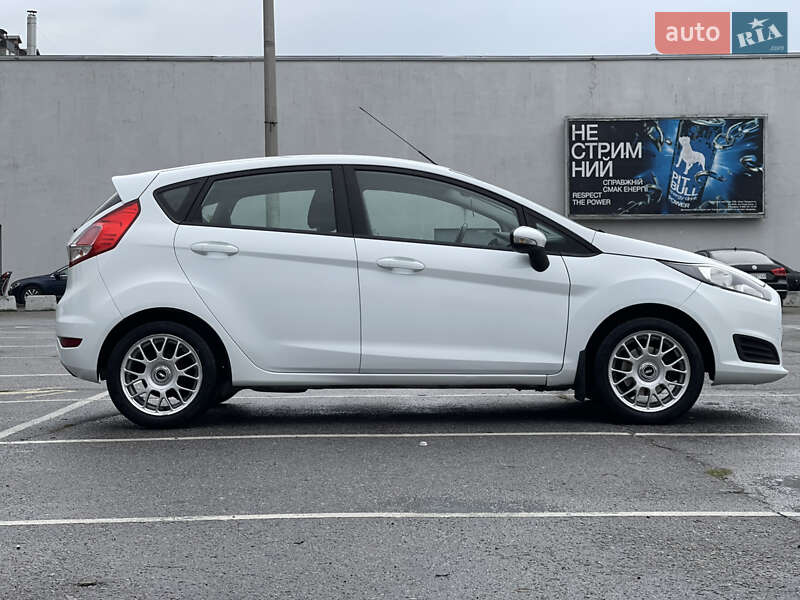 Хэтчбек Ford Fiesta 2016 в Ивано-Франковске фото 15 Хэтчбек Ford Fiesta 2016 в Ивано-Франковске