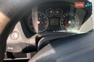 Хэтчбек Ford Fiesta 2007 в 