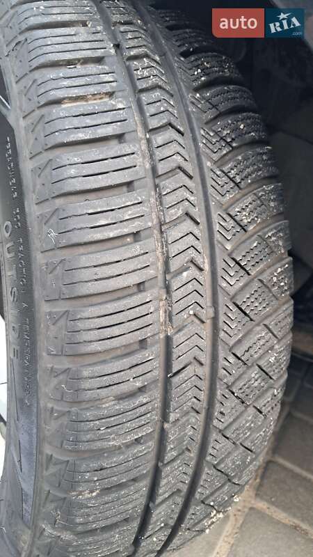 Хэтчбек Ford Fiesta 2005 в Виннице