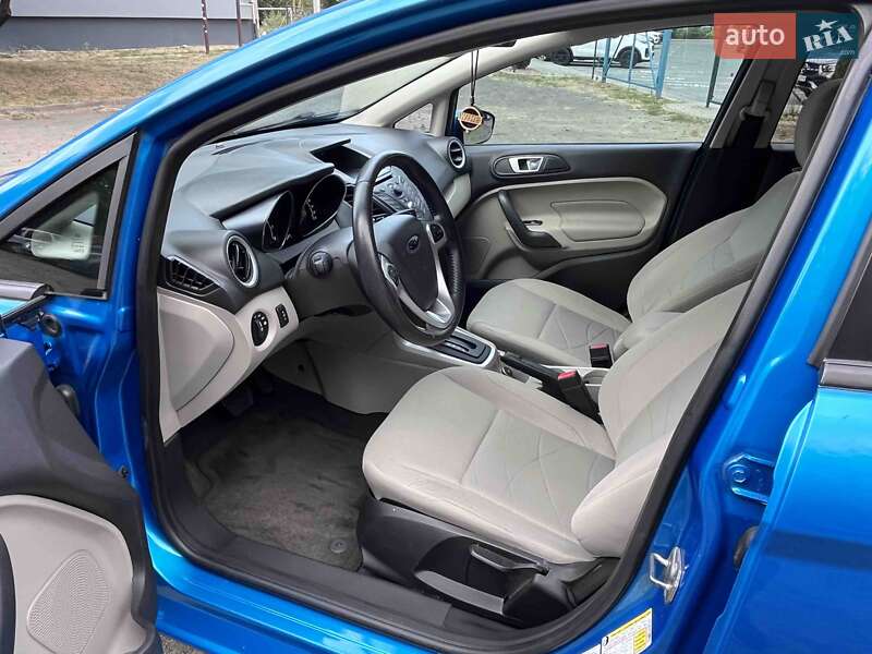 Хэтчбек Ford Fiesta 2014 в Луцке