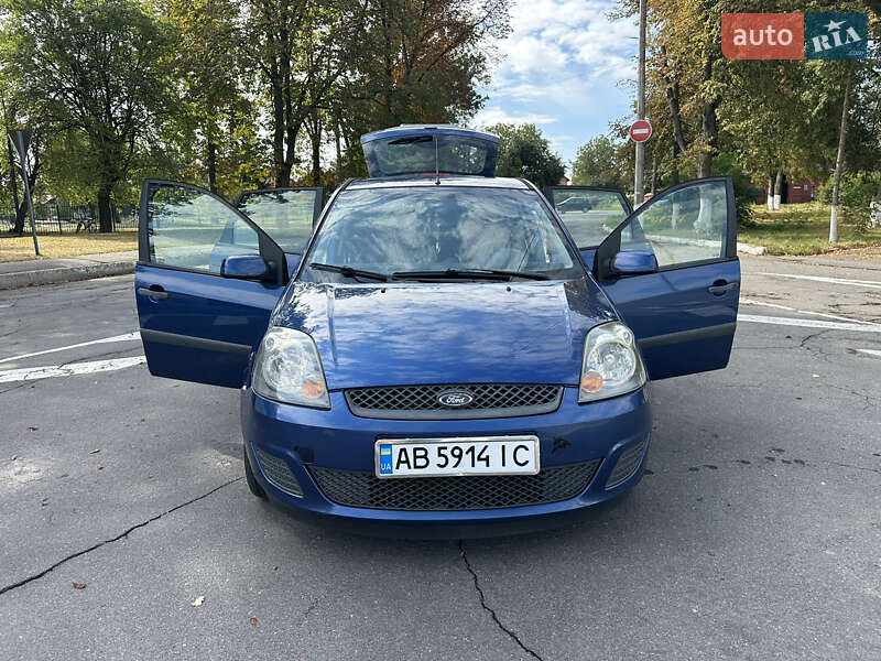 Хетчбек Ford Fiesta 2007 в Вінниці