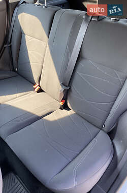 Хэтчбек Ford Fiesta 2013 в 