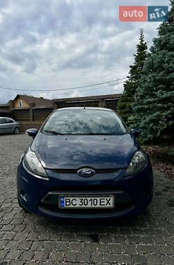 Хэтчбек Ford Fiesta 2011 в Полтаве
