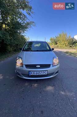 Хэтчбек Ford Fiesta 2008 в Прилуках