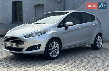 Хэтчбек Ford Fiesta 2017 в 