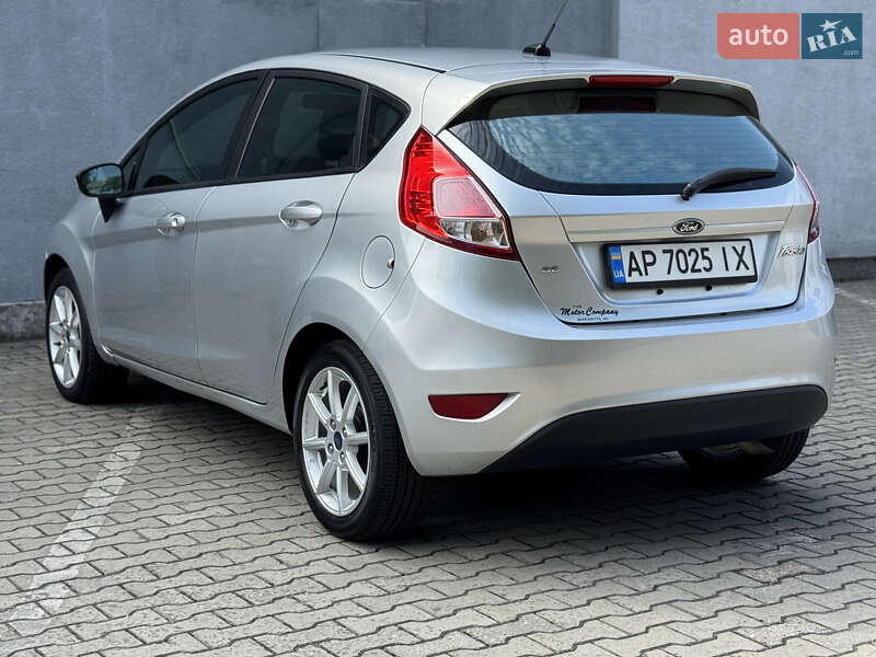 Хэтчбек Ford Fiesta 2017 в Запорожье