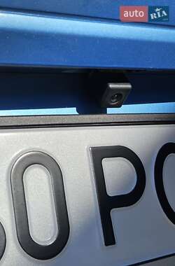 Хэтчбек Ford Fiesta 2011 в 