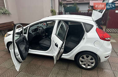 Хетчбек Ford Fiesta 2009 в 