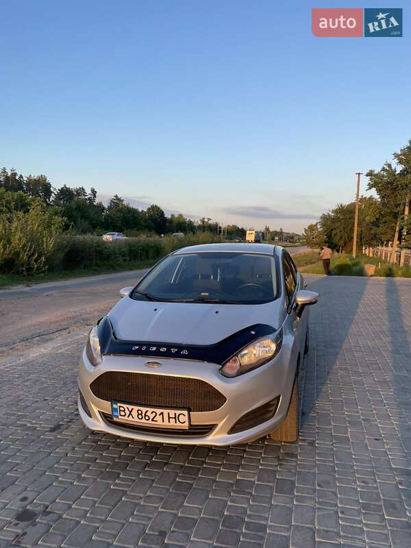 Седан Ford Fiesta 2015 в Житомире фото 4 Седан Ford Fiesta 2015 в Житомире