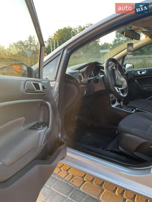 Седан Ford Fiesta 2015 в Житомире фото 8 Седан Ford Fiesta 2015 в Житомире