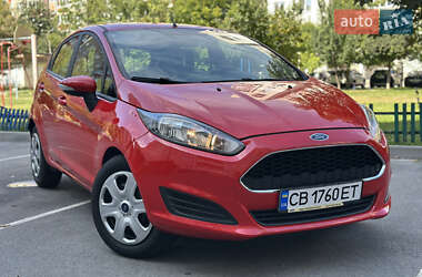 Хэтчбек Ford Fiesta 2016 в Чернигове