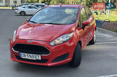 Хетчбек Ford Fiesta 2016 в 