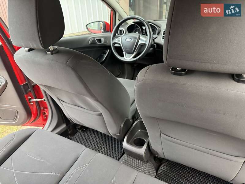 Хэтчбек Ford Fiesta 2015 в Фастове фото 14 Хэтчбек Ford Fiesta 2015 в Фастове