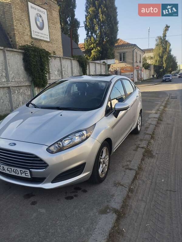 Седан Ford Fiesta 2017 в Киеве фото 5 Седан Ford Fiesta 2017 в Киеве