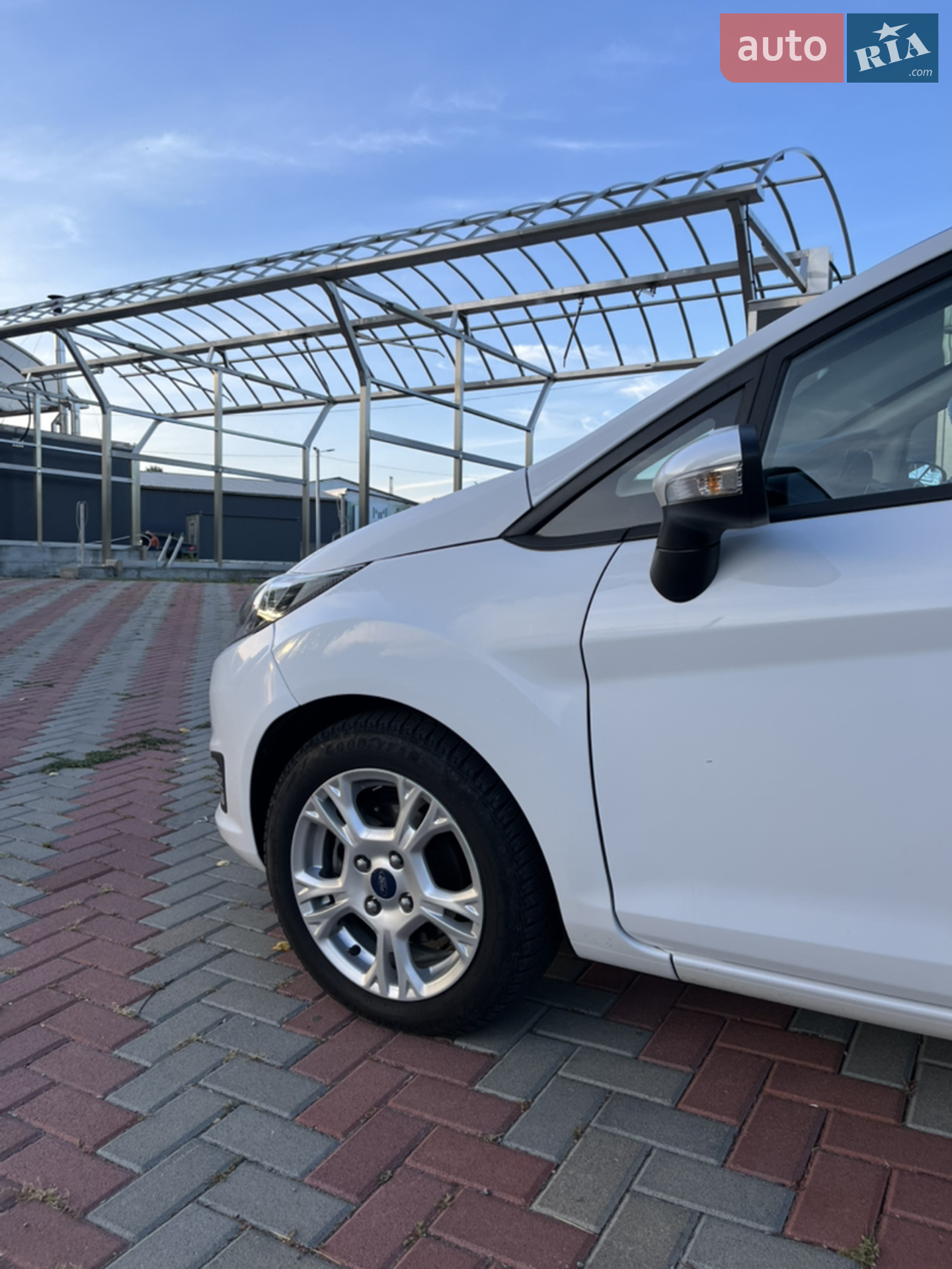 2015 Ford Fiesta - мініатюра 5