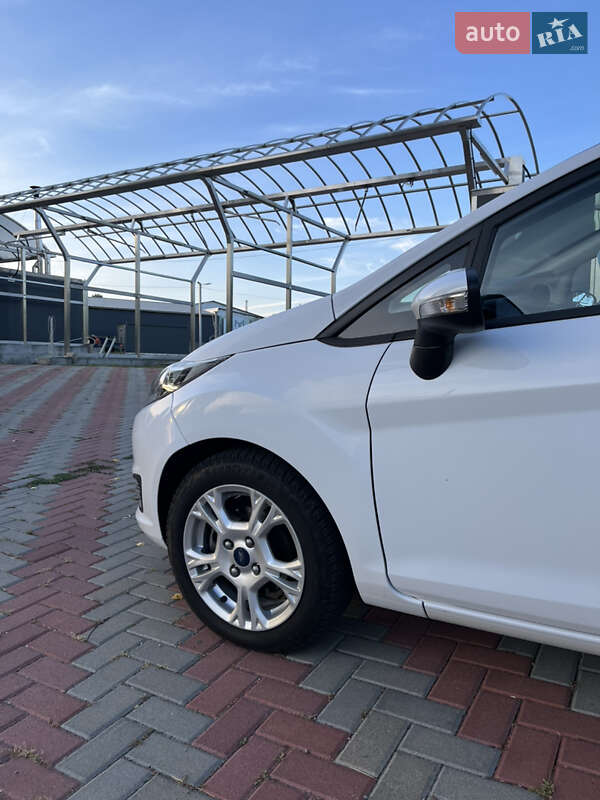 Хэтчбек Ford Fiesta 2015 в Белой Церкви