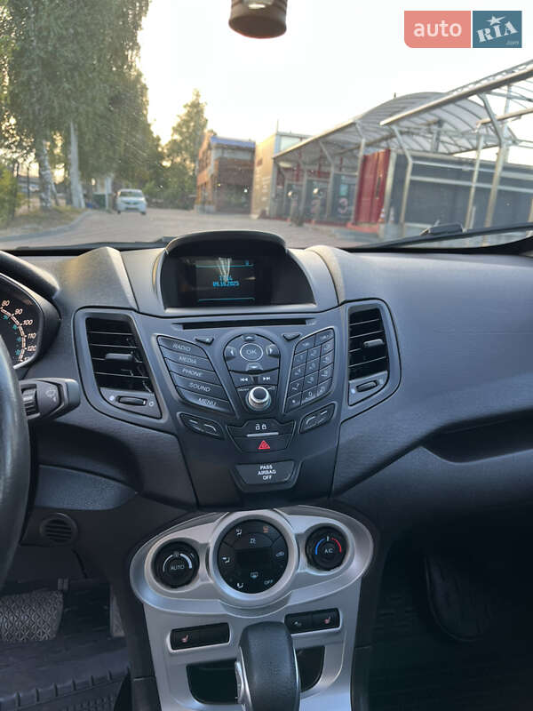 Хэтчбек Ford Fiesta 2015 в Белой Церкви