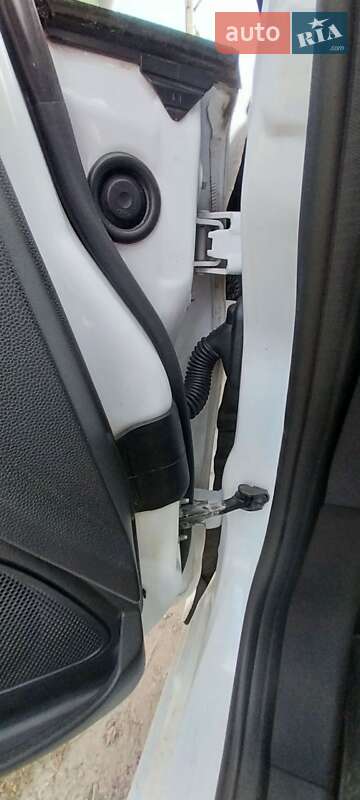 Хэтчбек Ford Fiesta 2013 в Гостомеле фото 14 Хэтчбек Ford Fiesta 2013 в Гостомеле