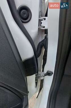Хэтчбек Ford Fiesta 2013 в 