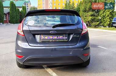 Хетчбек Ford Fiesta 2013 в 