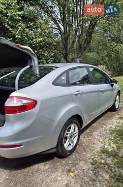 Седан Ford Fiesta 2018 в 