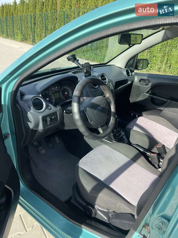 Хэтчбек Ford Fiesta 2006 в Одессе фото 40 Хэтчбек Ford Fiesta 2006 в Одессе
