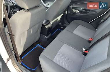 Хэтчбек Ford Fiesta 2011 в Пустомытах