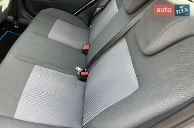 Хэтчбек Ford Fiesta 2011 в Пустомытах