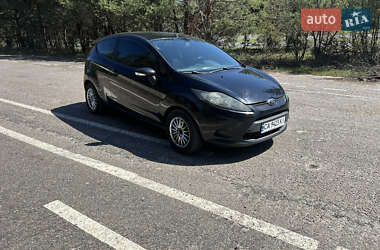 Хэтчбек Ford Fiesta 2010 в 