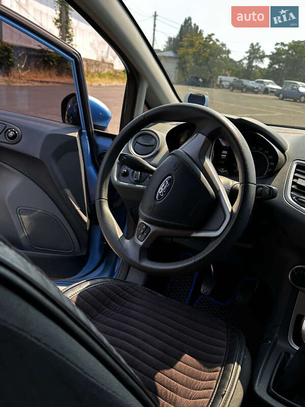 Хэтчбек Ford Fiesta 2010 в Одессе фото 9 Хэтчбек Ford Fiesta 2010 в Одессе