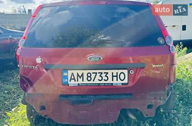 Хэтчбек Ford Fiesta 2006 в 