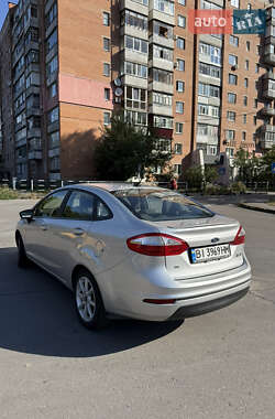 Седан Ford Fiesta 2019 в 