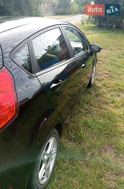 Седан Ford Fiesta 2018 в Пирятине