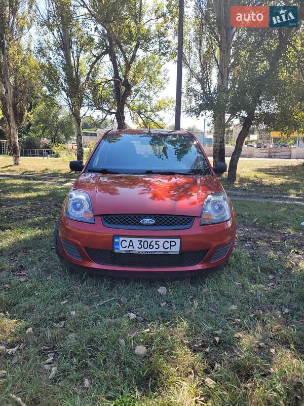 Хэтчбек Ford Fiesta 2006 в Запорожье фото 7 Хэтчбек Ford Fiesta 2006 в Запорожье