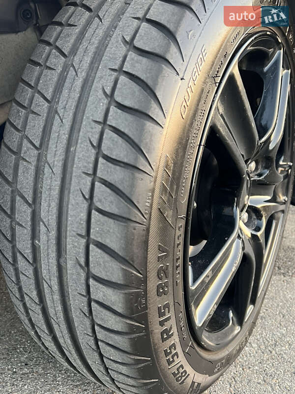 Хэтчбек Ford Fiesta 2014 в Киеве фото 32 Хэтчбек Ford Fiesta 2014 в Киеве