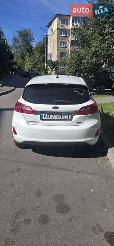 Седан Ford Fiesta 2018 в Виннице
