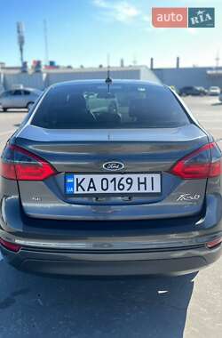 Седан Ford Fiesta 2019 в 