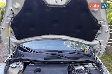 Хэтчбек Ford Fiesta 2013 в 