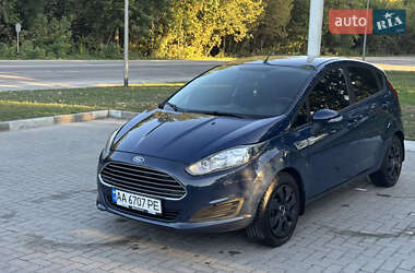 Хэтчбек Ford Fiesta 2015 в Запорожье
