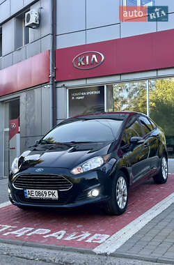 Седан Ford Fiesta 2013 в Запорожье