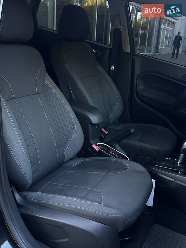 Седан Ford Fiesta 2013 в Запорожье