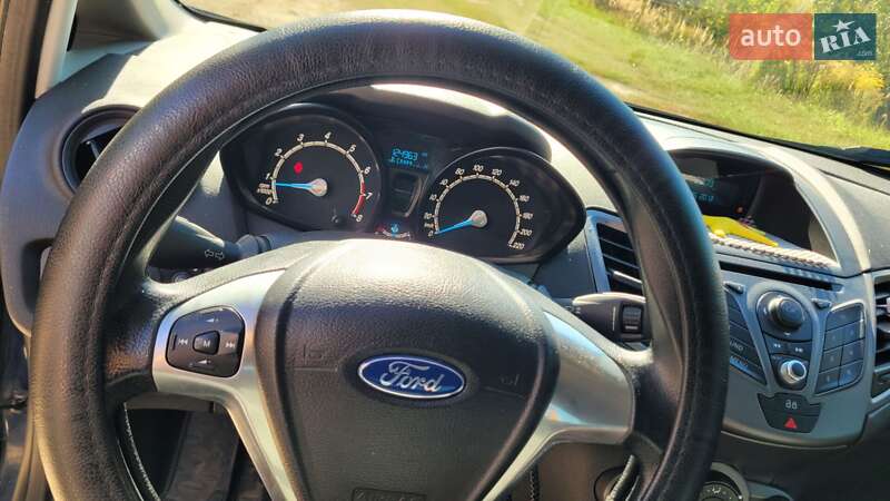 Хетчбек Ford Fiesta 2013 в Шостці