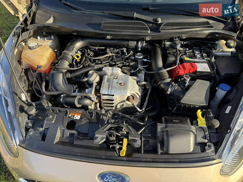 Хэтчбек Ford Fiesta 2016 в Мукачево фото 7 Хэтчбек Ford Fiesta 2016 в Мукачево