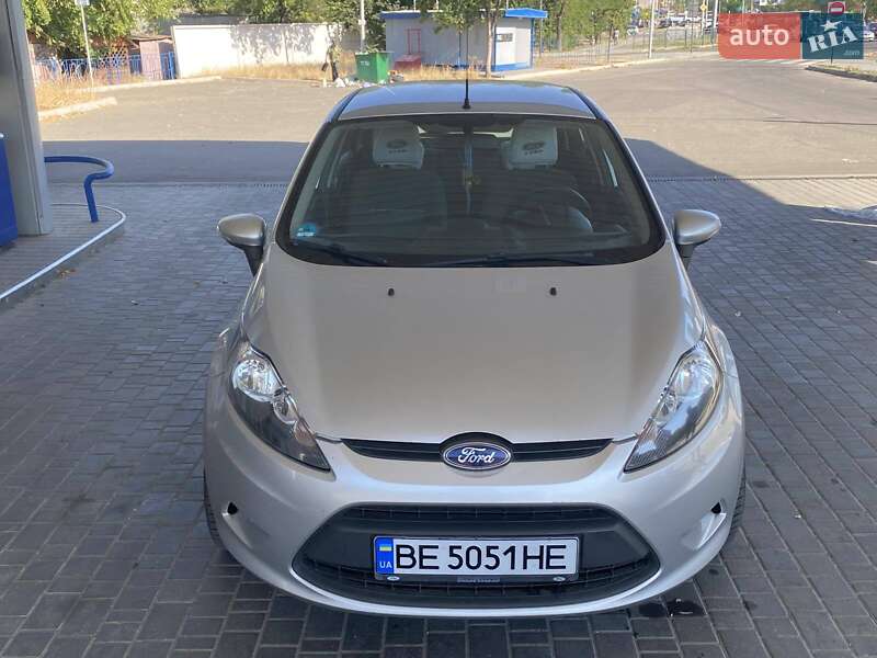 Хэтчбек Ford Fiesta 2012 в Николаеве