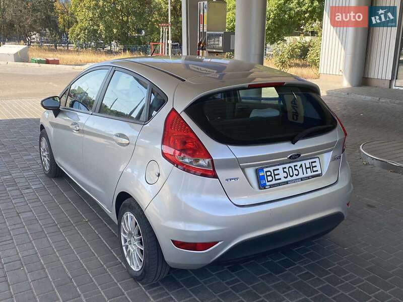 Хэтчбек Ford Fiesta 2012 в Николаеве