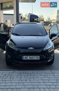 Хэтчбек Ford Fiesta 2011 в Днепре