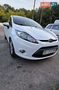 Хэтчбек Ford Fiesta 2011 в Львове