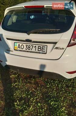 Хэтчбек Ford Fiesta 2013 в Межгорье