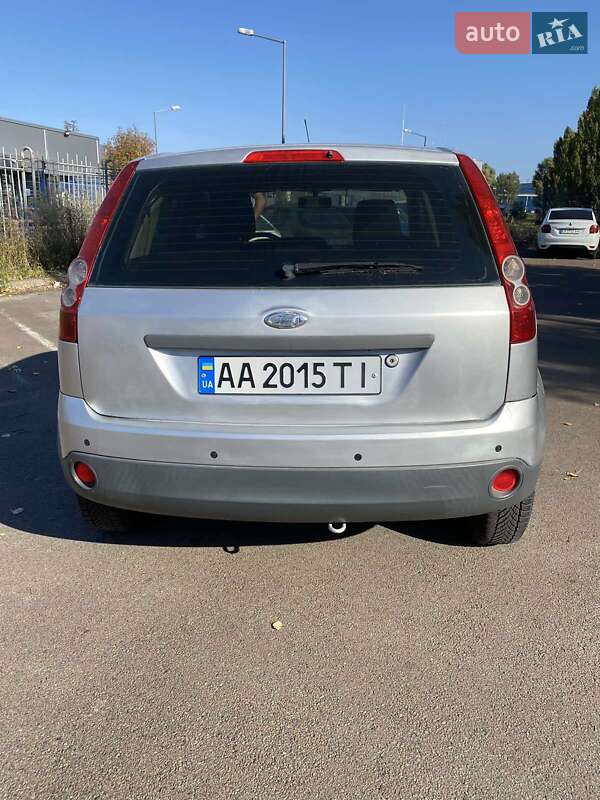 Хэтчбек Ford Fiesta 2006 в Киеве фото 4 Хэтчбек Ford Fiesta 2006 в Киеве